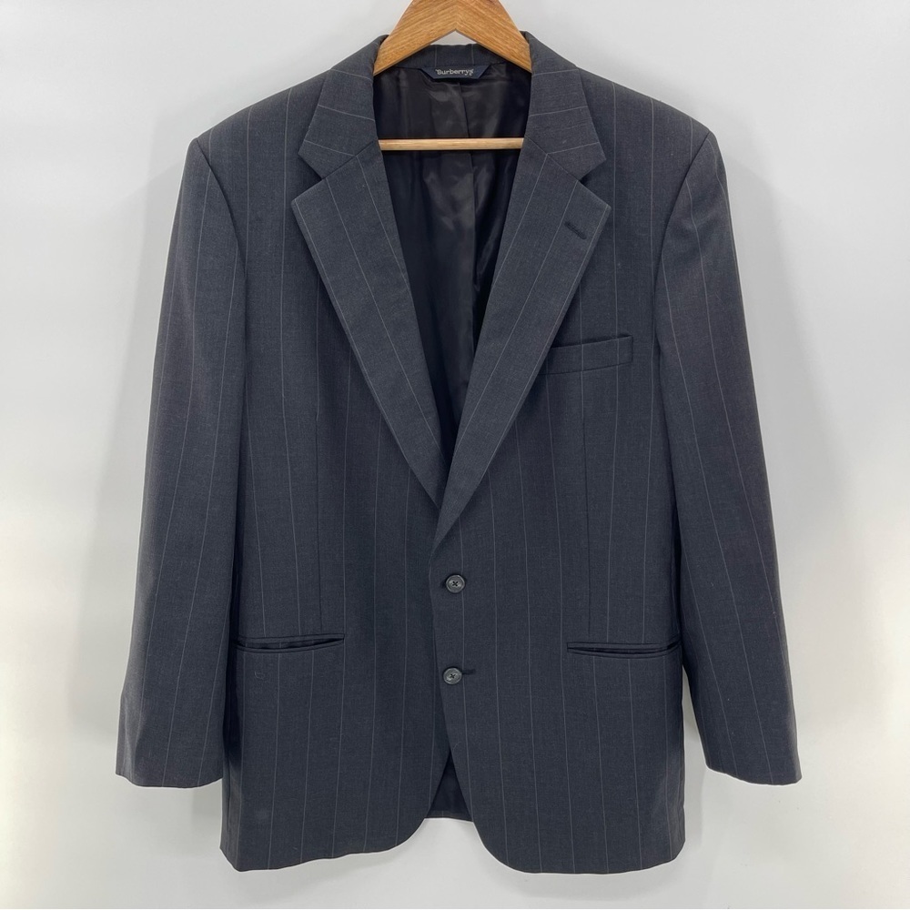 Vintage Burberry's Men's Wool Gray Stripe 2 Button Suit Blazer Jacket